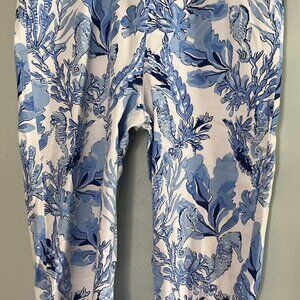 Barbara Erickson Blue White Floral Capri Pants Sz 12 CottageCore Garden Resortwe